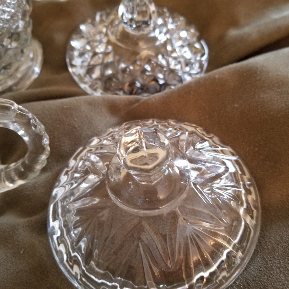 Elegant Crystal Glassware Set - Picture 10 of 10